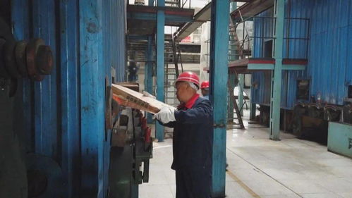 雙河能源集團(tuán)熱力分公司二熱源站點(diǎn)火烘爐，拉開(kāi)今冬供暖序幕